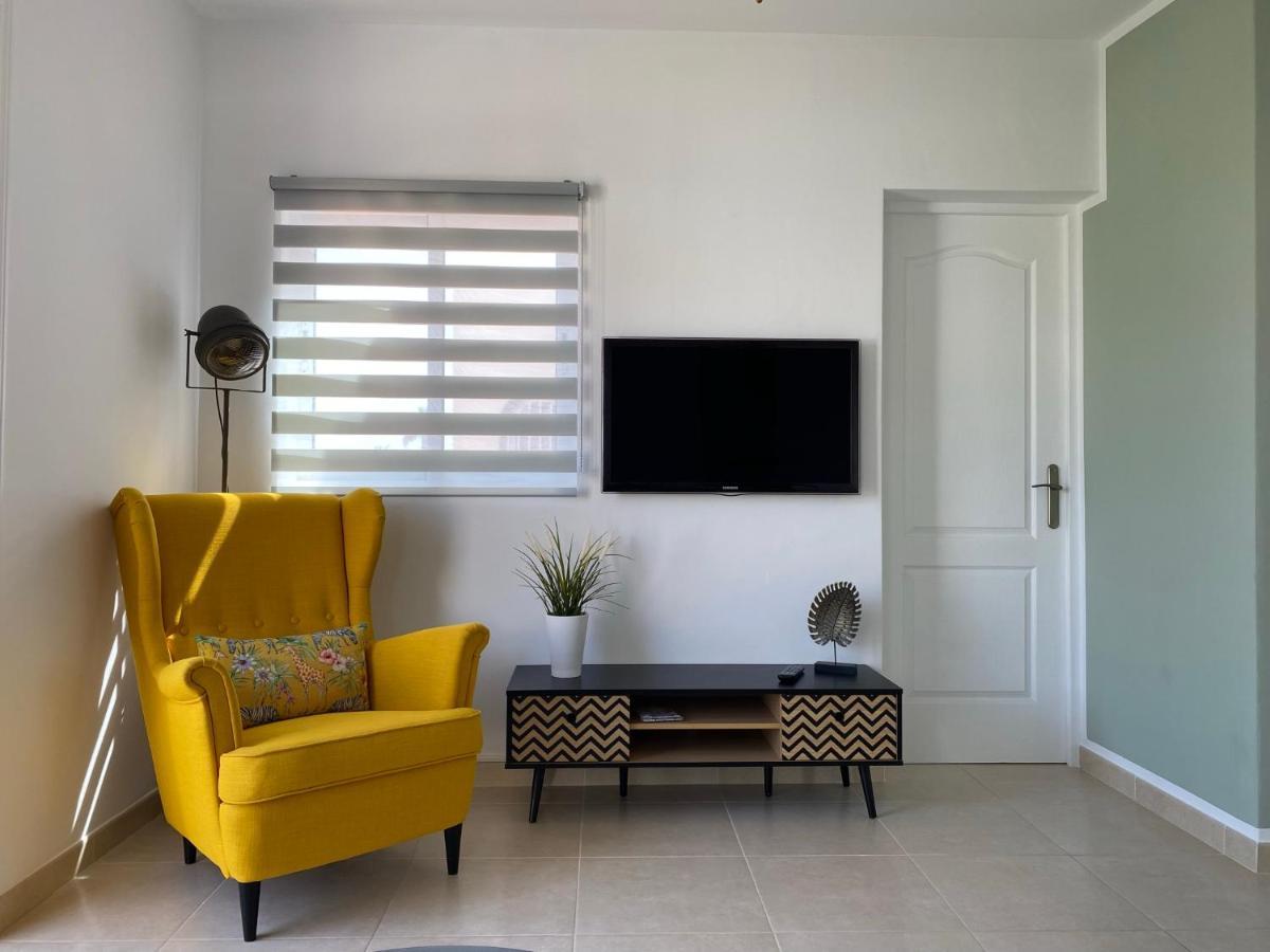 Juangy'S Apartments In Las Adelfas Golf Del Sur San Miguel de Abona Luaran gambar