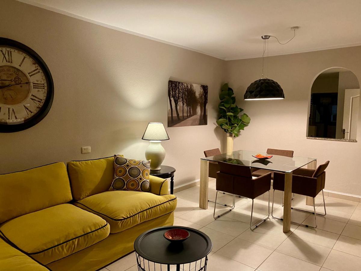 Juangy'S Apartments In Las Adelfas Golf Del Sur San Miguel de Abona Luaran gambar